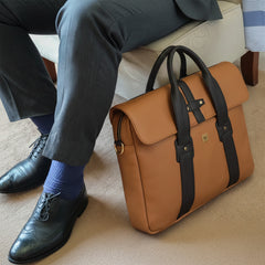 Valor Leather Messenger Bag